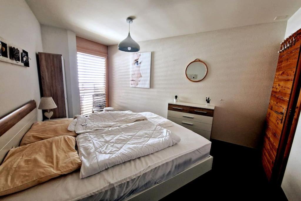 Superbe Appartement Champex-Lac Avec Piscine Et Sauna Luaran gambar