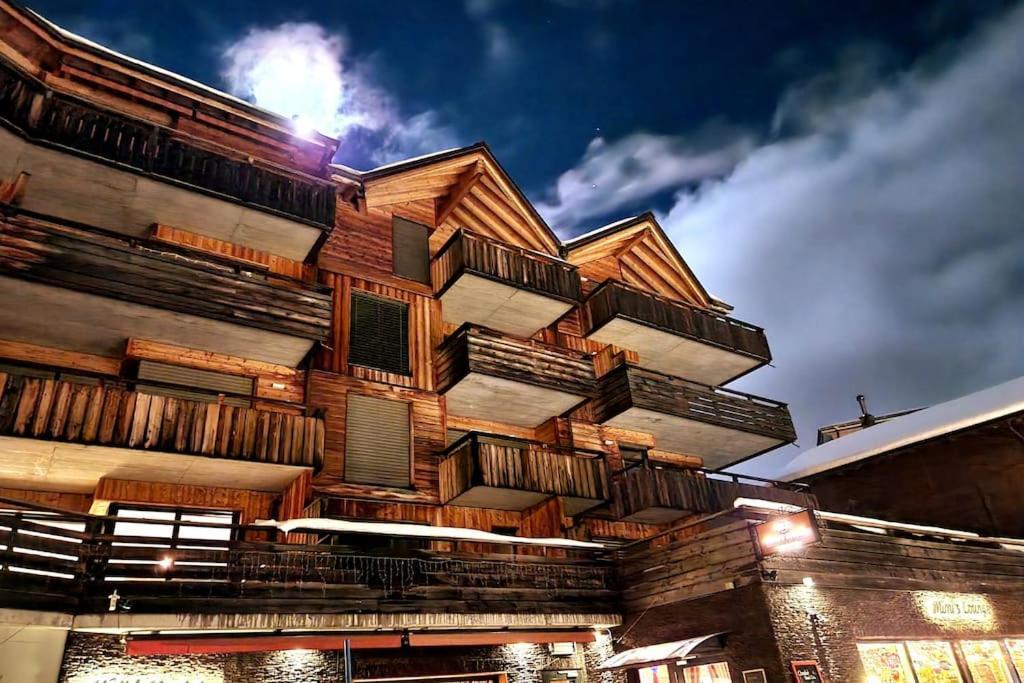 Superbe Appartement Champex-Lac Avec Piscine Et Sauna Luaran gambar