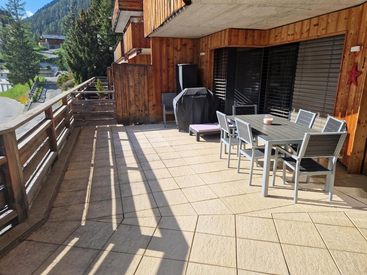 Superbe Appartement Champex-Lac Avec Piscine Et Sauna Luaran gambar